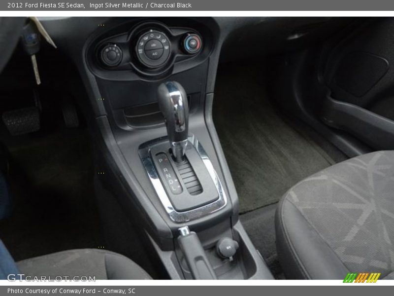 Ingot Silver Metallic / Charcoal Black 2012 Ford Fiesta SE Sedan
