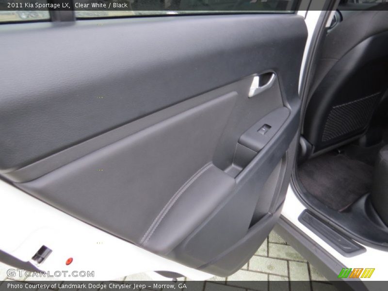 Clear White / Black 2011 Kia Sportage LX