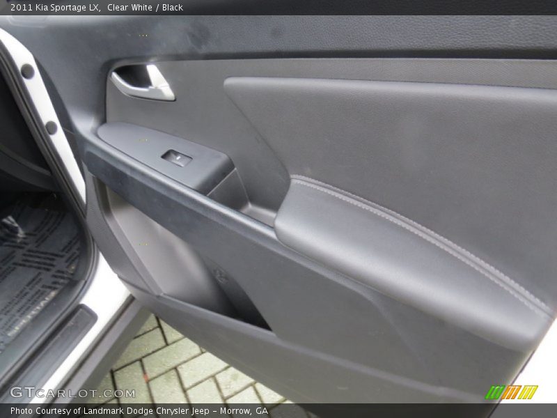Clear White / Black 2011 Kia Sportage LX