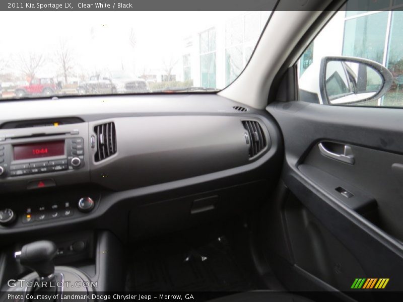 Clear White / Black 2011 Kia Sportage LX