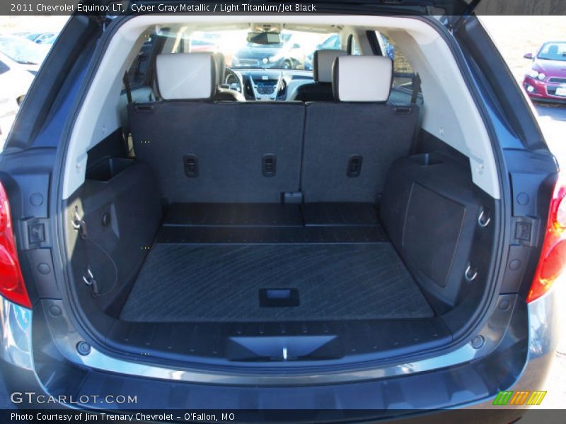 Cyber Gray Metallic / Light Titanium/Jet Black 2011 Chevrolet Equinox LT