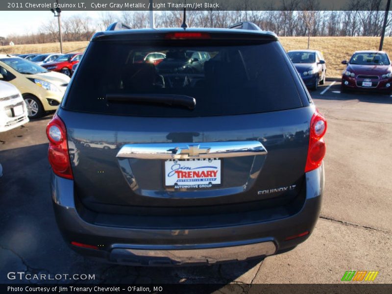 Cyber Gray Metallic / Light Titanium/Jet Black 2011 Chevrolet Equinox LT