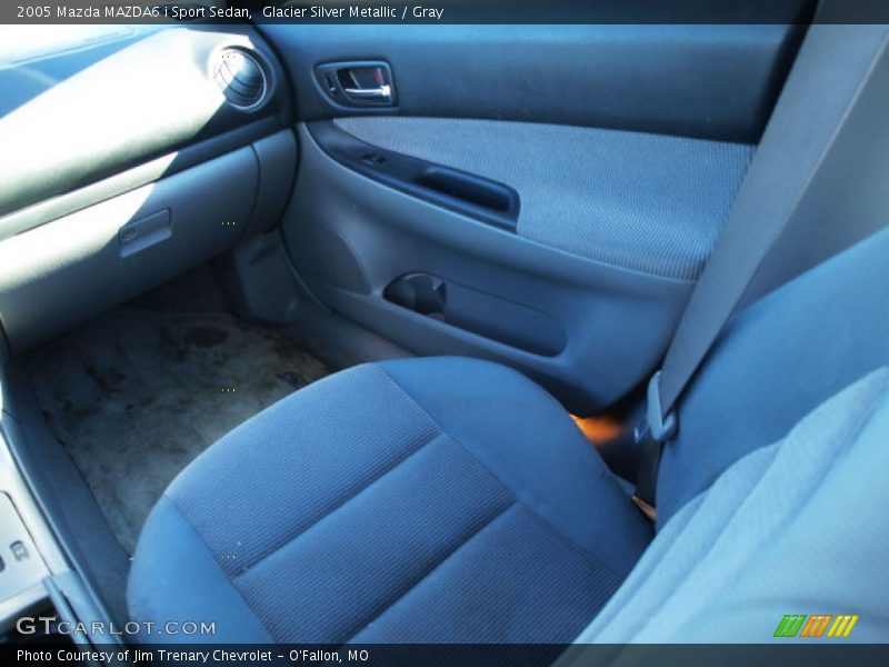 Glacier Silver Metallic / Gray 2005 Mazda MAZDA6 i Sport Sedan