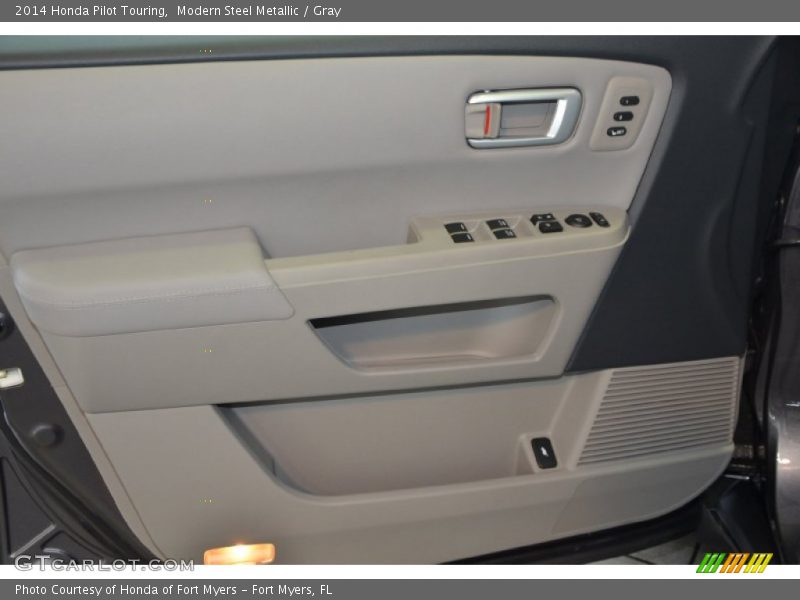 Modern Steel Metallic / Gray 2014 Honda Pilot Touring