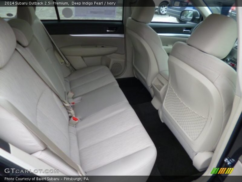 Deep Indigo Pearl / Ivory 2014 Subaru Outback 2.5i Premium