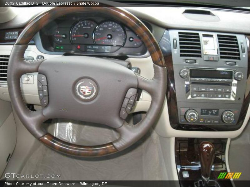 Double Espresso / Shale/Cocoa 2009 Cadillac DTS