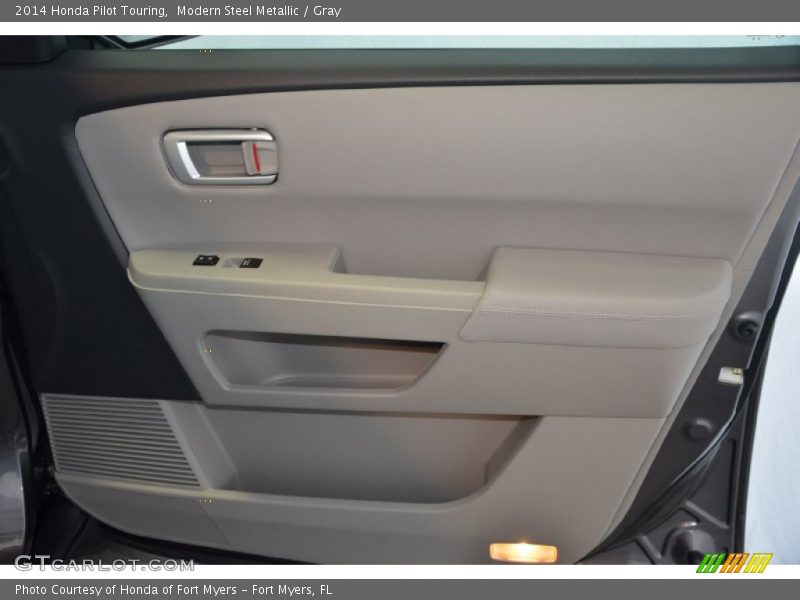 Modern Steel Metallic / Gray 2014 Honda Pilot Touring