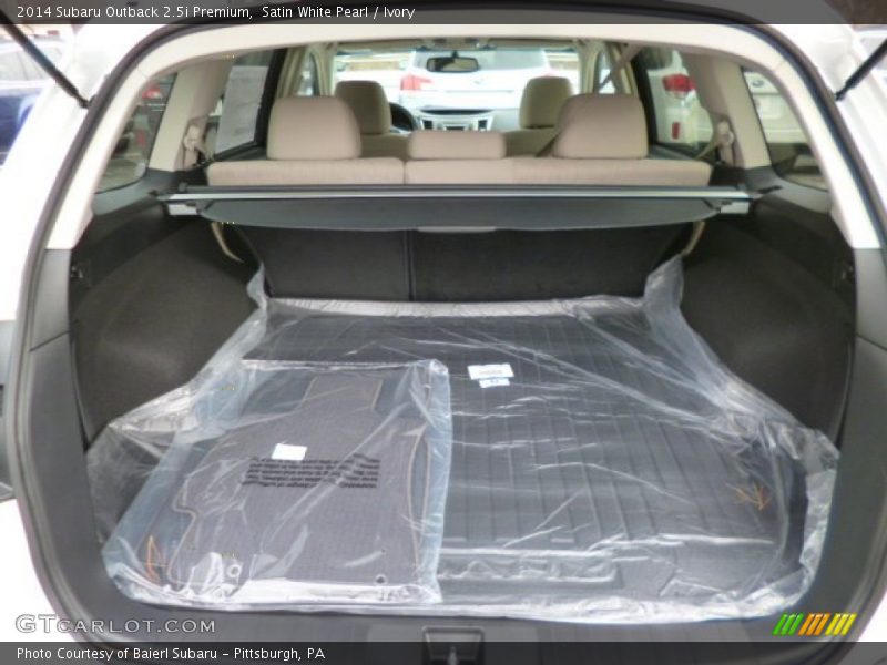 Satin White Pearl / Ivory 2014 Subaru Outback 2.5i Premium