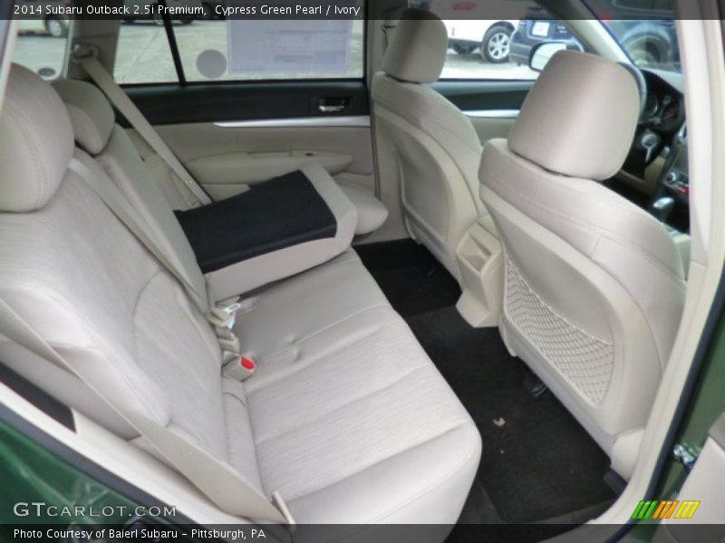 Cypress Green Pearl / Ivory 2014 Subaru Outback 2.5i Premium