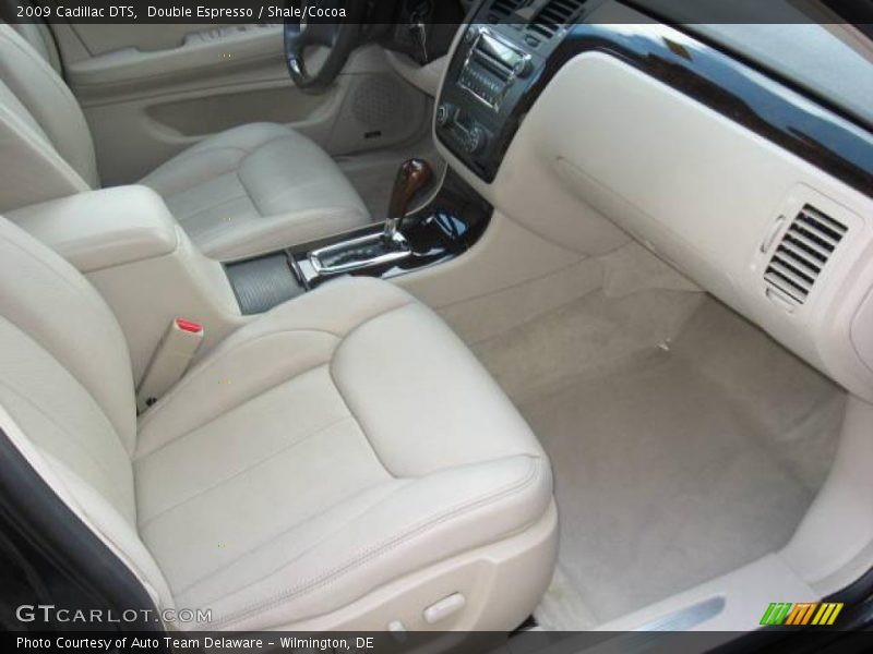 Double Espresso / Shale/Cocoa 2009 Cadillac DTS