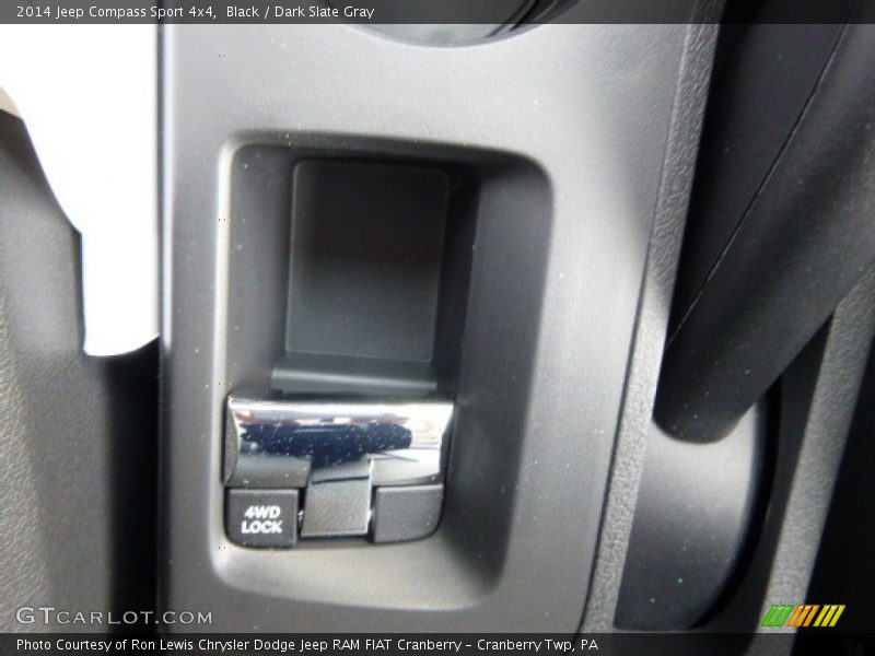Black / Dark Slate Gray 2014 Jeep Compass Sport 4x4