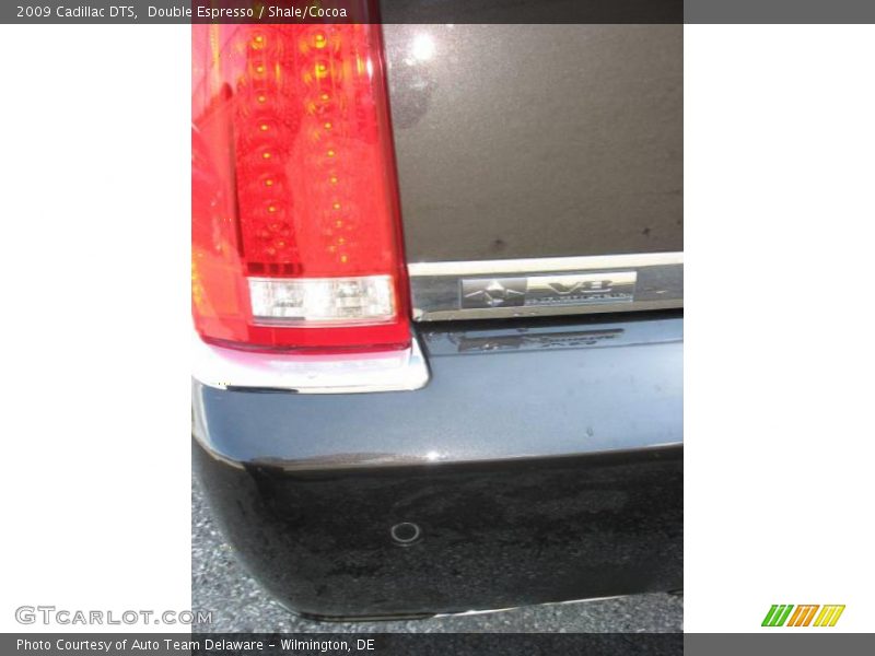 Double Espresso / Shale/Cocoa 2009 Cadillac DTS