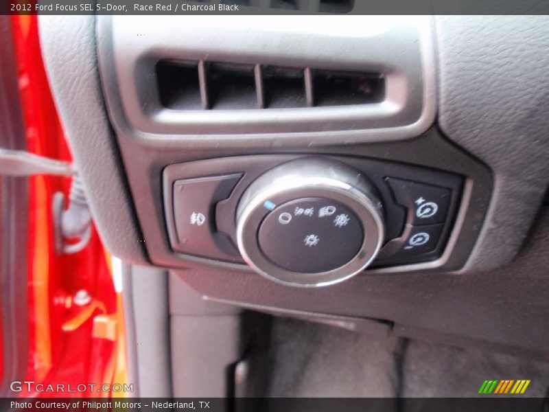 Race Red / Charcoal Black 2012 Ford Focus SEL 5-Door