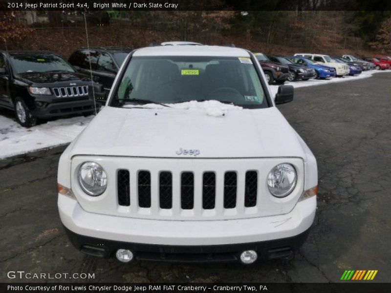 Bright White / Dark Slate Gray 2014 Jeep Patriot Sport 4x4