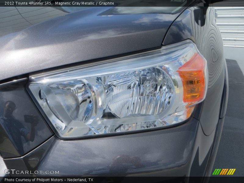 Magnetic Gray Metallic / Graphite 2012 Toyota 4Runner SR5