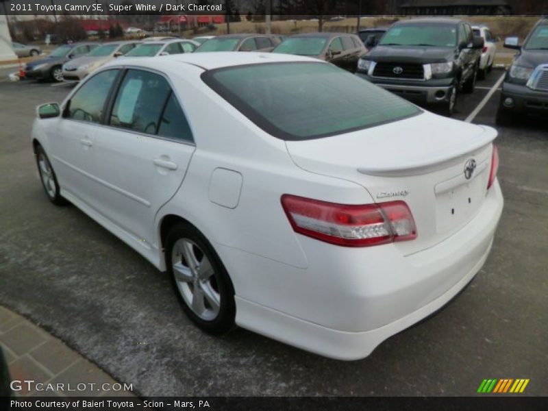 Super White / Dark Charcoal 2011 Toyota Camry SE