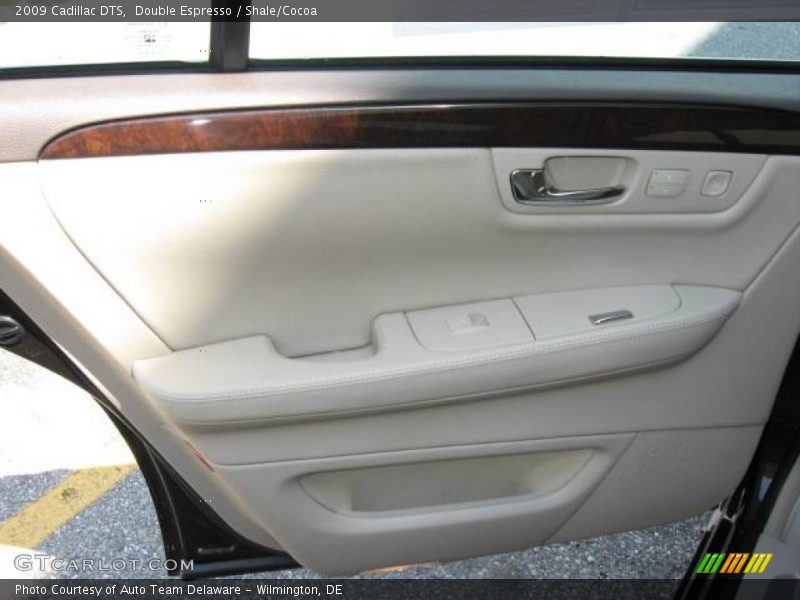 Double Espresso / Shale/Cocoa 2009 Cadillac DTS