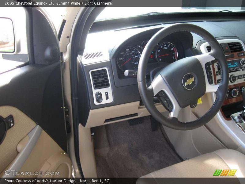 Summit White / Light Cashmere 2009 Chevrolet Equinox LT