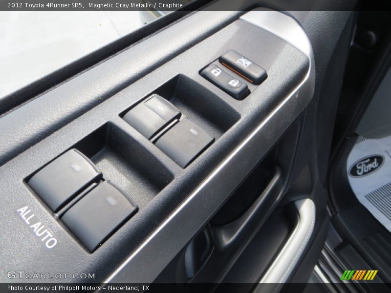 Magnetic Gray Metallic / Graphite 2012 Toyota 4Runner SR5
