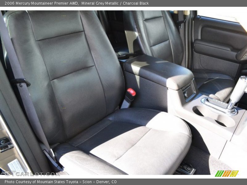 Mineral Grey Metallic / Charcoal Black 2006 Mercury Mountaineer Premier AWD