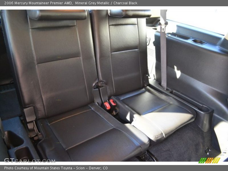 Mineral Grey Metallic / Charcoal Black 2006 Mercury Mountaineer Premier AWD