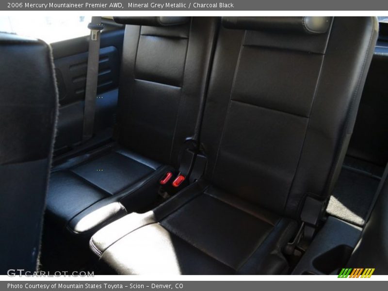 Mineral Grey Metallic / Charcoal Black 2006 Mercury Mountaineer Premier AWD