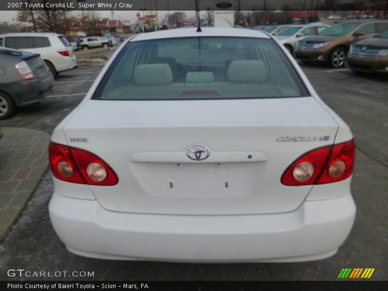 Super White / Gray 2007 Toyota Corolla LE