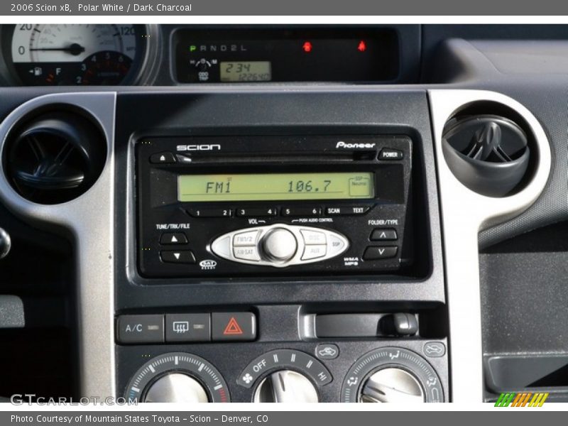 Polar White / Dark Charcoal 2006 Scion xB