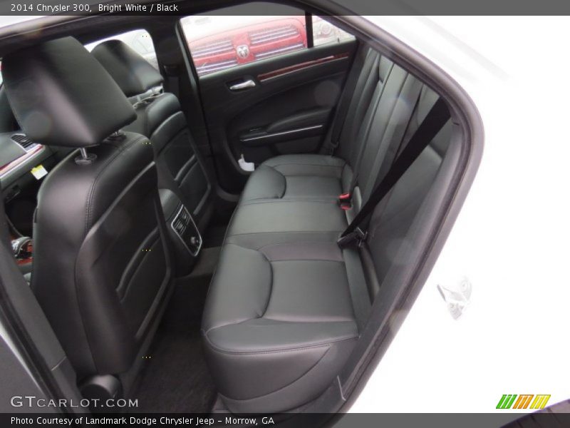 Bright White / Black 2014 Chrysler 300