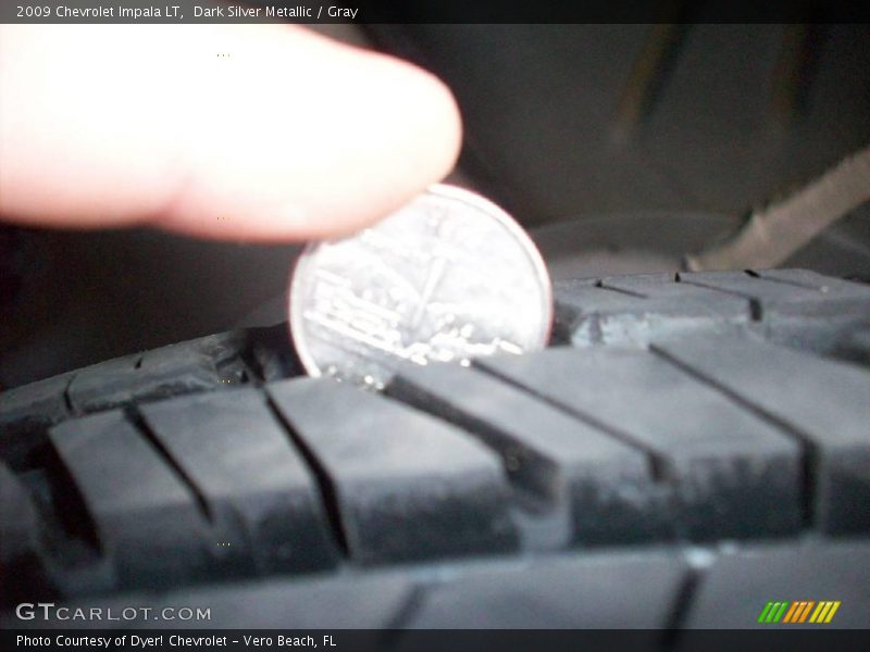 Dark Silver Metallic / Gray 2009 Chevrolet Impala LT