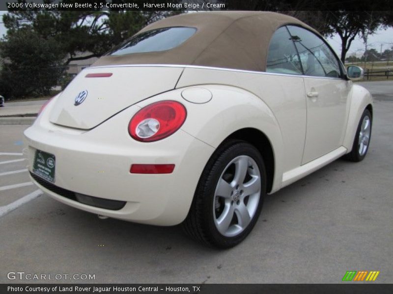 Harvest Moon Beige / Cream 2006 Volkswagen New Beetle 2.5 Convertible