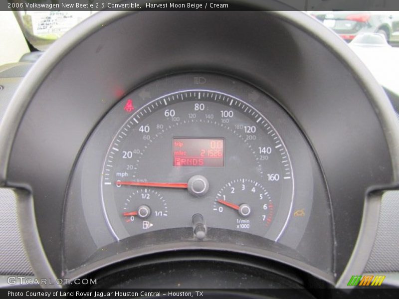 Harvest Moon Beige / Cream 2006 Volkswagen New Beetle 2.5 Convertible