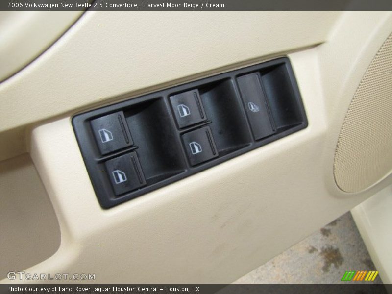 Harvest Moon Beige / Cream 2006 Volkswagen New Beetle 2.5 Convertible