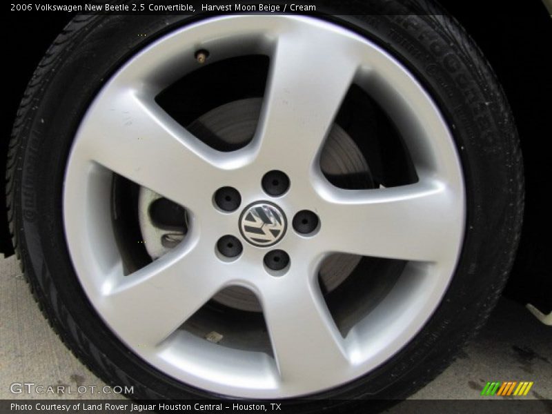 Harvest Moon Beige / Cream 2006 Volkswagen New Beetle 2.5 Convertible