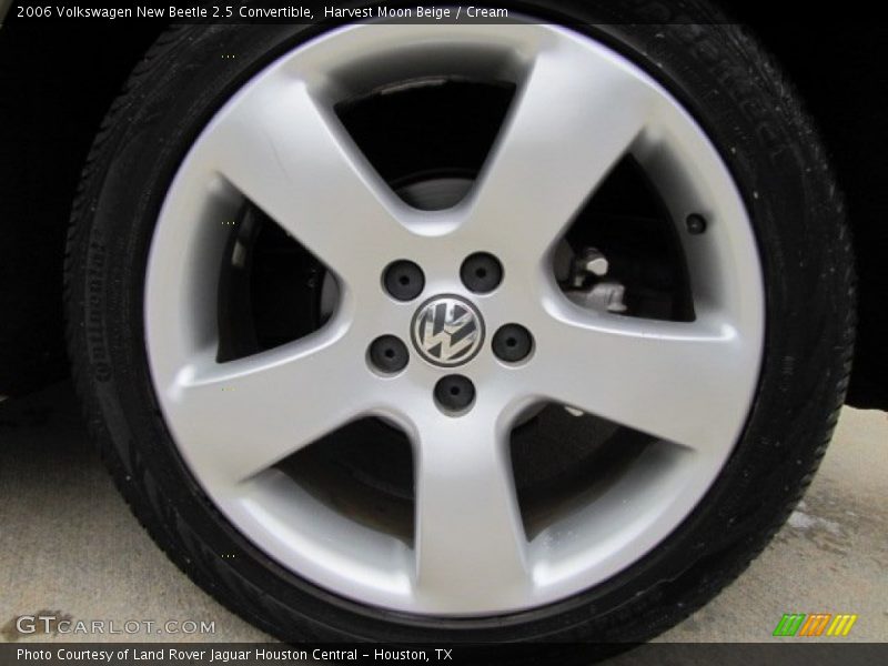 Harvest Moon Beige / Cream 2006 Volkswagen New Beetle 2.5 Convertible