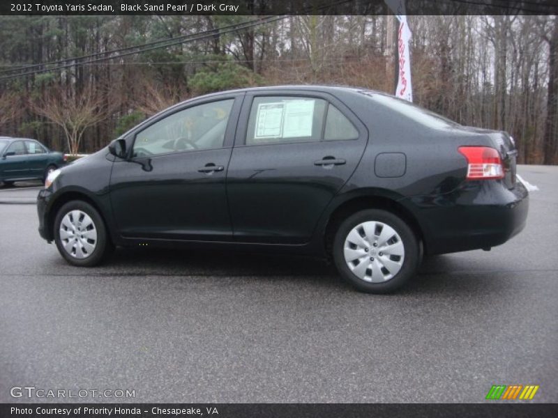 Black Sand Pearl / Dark Gray 2012 Toyota Yaris Sedan