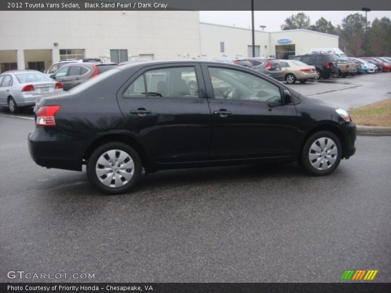 Black Sand Pearl / Dark Gray 2012 Toyota Yaris Sedan