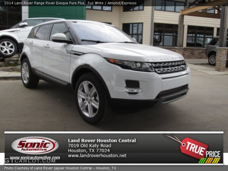 Fuji White / Almond/Espresso 2014 Land Rover Range Rover Evoque Pure Plus