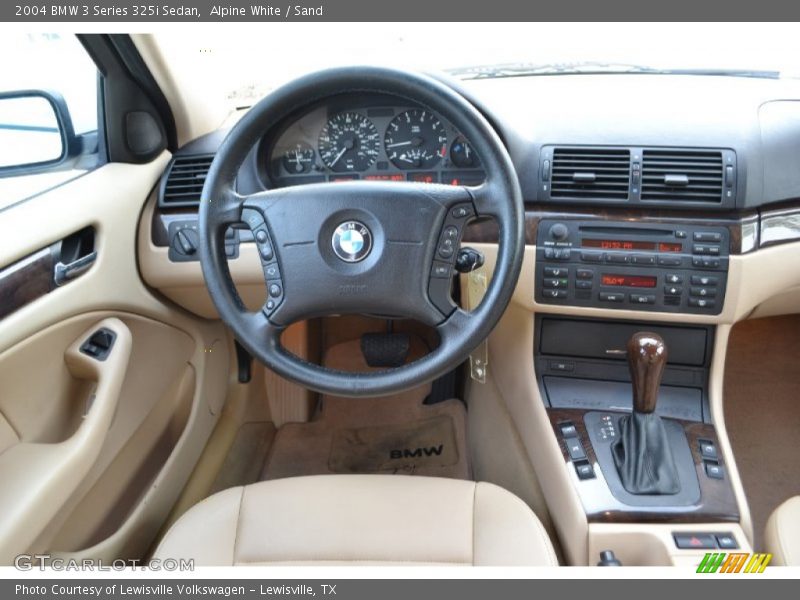Alpine White / Sand 2004 BMW 3 Series 325i Sedan
