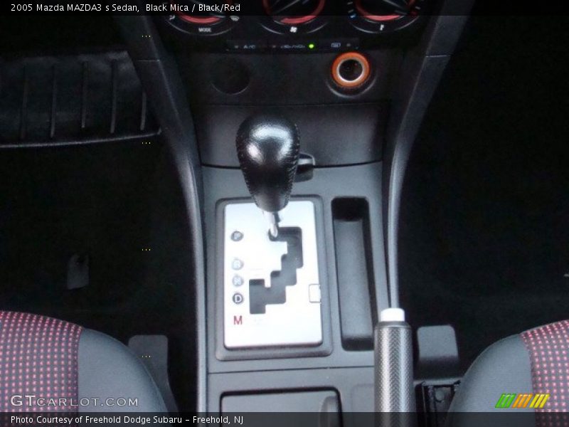 Black Mica / Black/Red 2005 Mazda MAZDA3 s Sedan