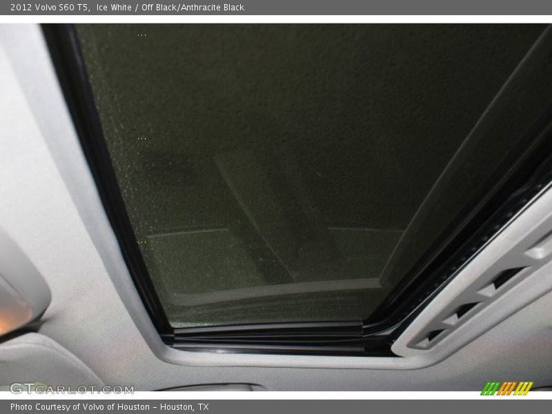 Ice White / Off Black/Anthracite Black 2012 Volvo S60 T5