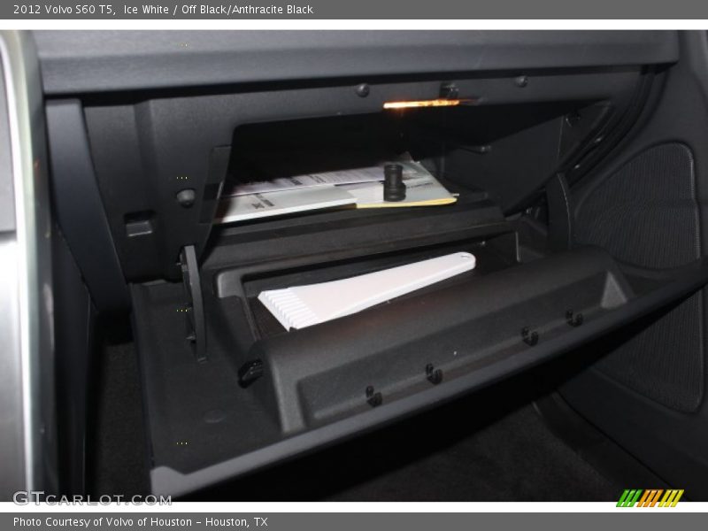 Ice White / Off Black/Anthracite Black 2012 Volvo S60 T5
