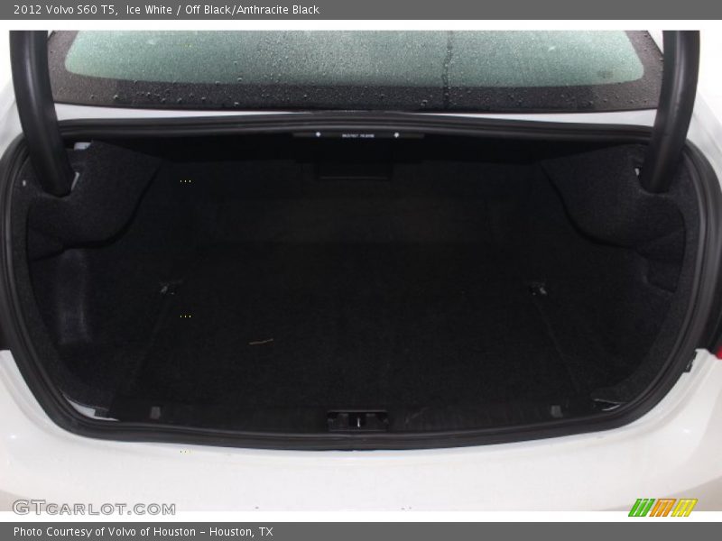 Ice White / Off Black/Anthracite Black 2012 Volvo S60 T5