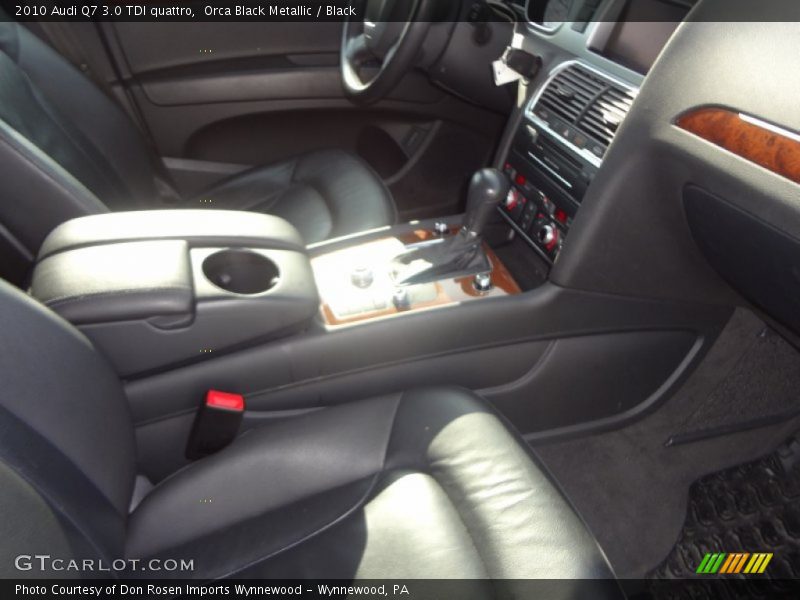 Orca Black Metallic / Black 2010 Audi Q7 3.0 TDI quattro