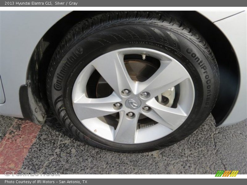 Silver / Gray 2013 Hyundai Elantra GLS