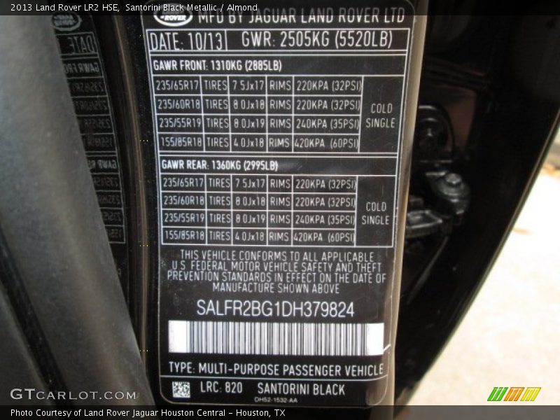 Santorini Black Metallic / Almond 2013 Land Rover LR2 HSE