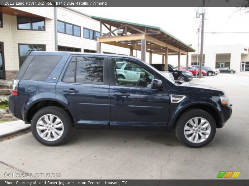 Baltic Blue Metallic / Almond 2013 Land Rover LR2 HSE