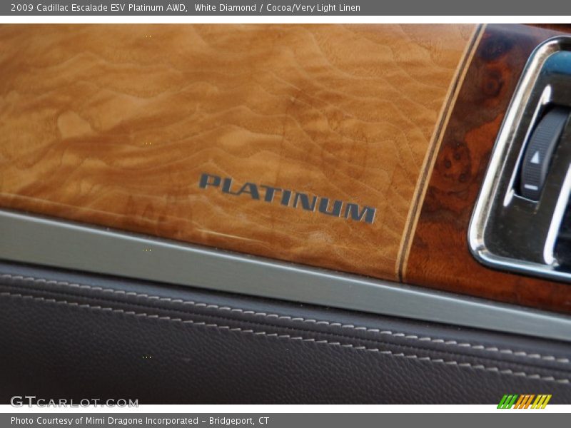 White Diamond / Cocoa/Very Light Linen 2009 Cadillac Escalade ESV Platinum AWD