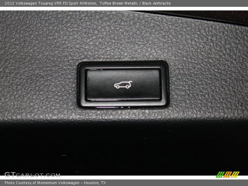 Toffee Brown Metallic / Black Anthracite 2013 Volkswagen Touareg VR6 FSI Sport 4XMotion