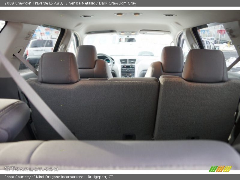 Silver Ice Metallic / Dark Gray/Light Gray 2009 Chevrolet Traverse LS AWD